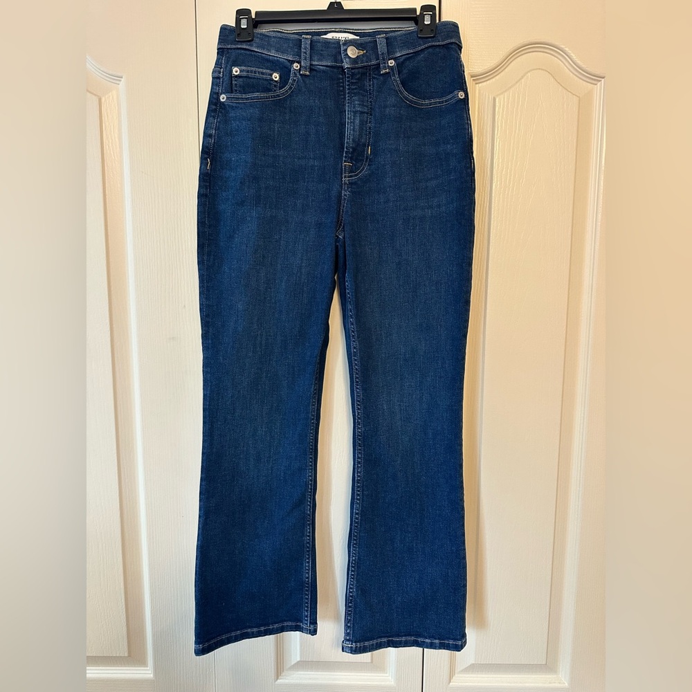 SPANX Women’s Kick Flare Jeans Sz. 8